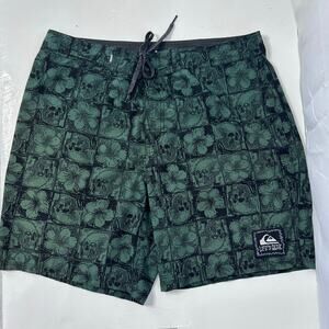 Quiksilver Skull & Hibiscus Boardshorts Men’s 34 Green Y2K Surf